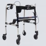 Andadera Reactiv de aluminio super lujo con asiento y frenos Reactiv